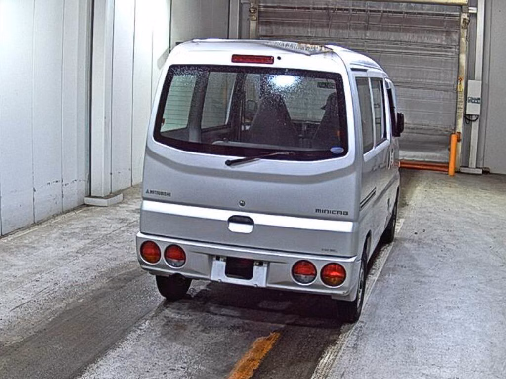 MITSUBISHI MINICAB