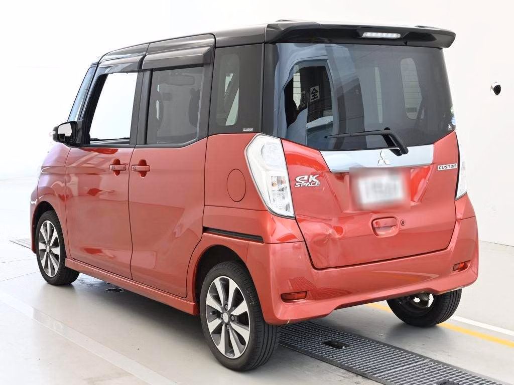 MITSUBISHI EK SPACE