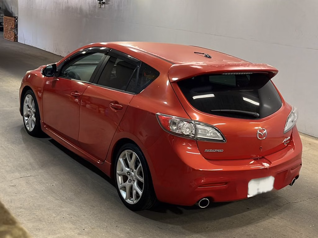 MAZDA AXELA