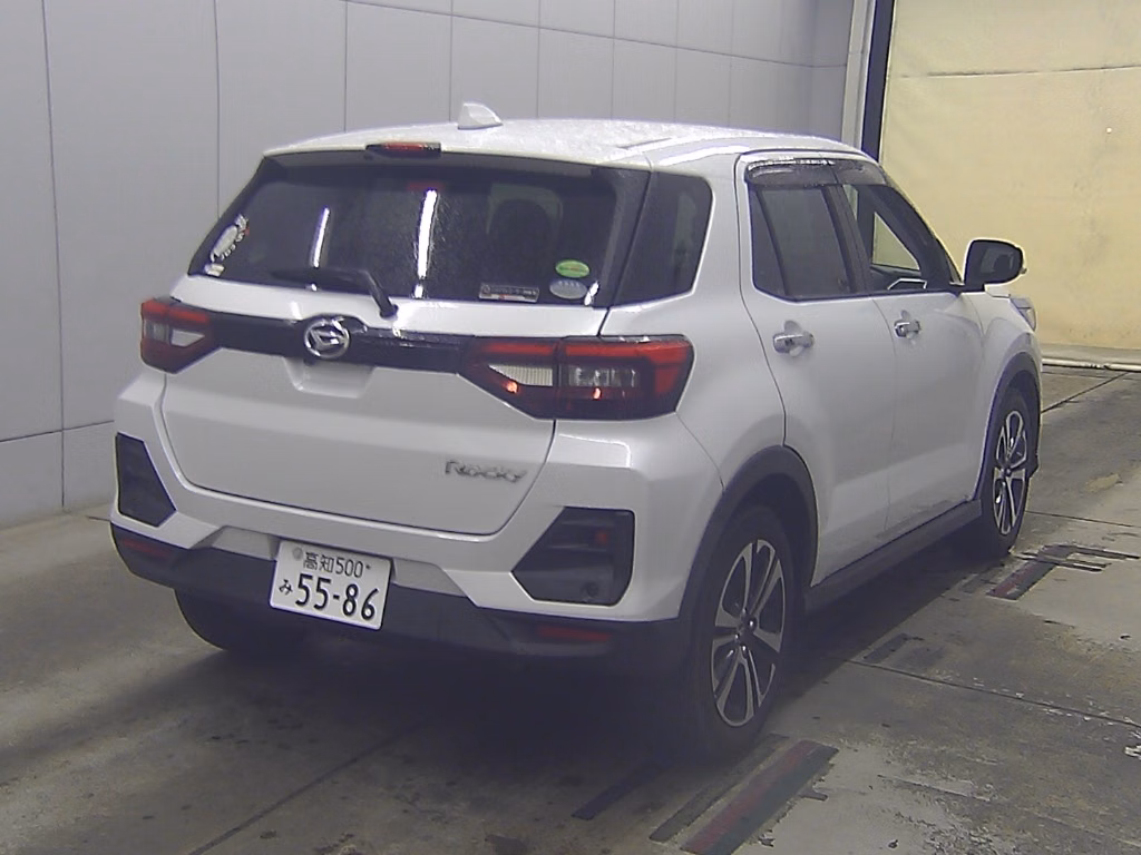 DAIHATSU ROCKY