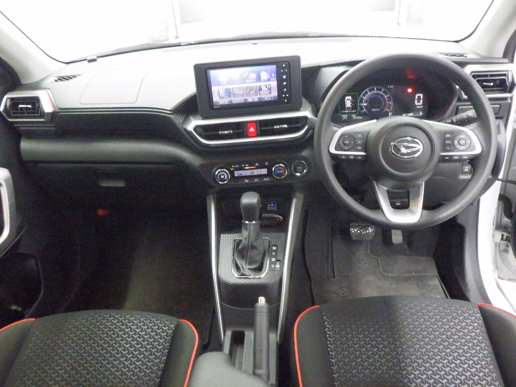 DAIHATSU ROCKY