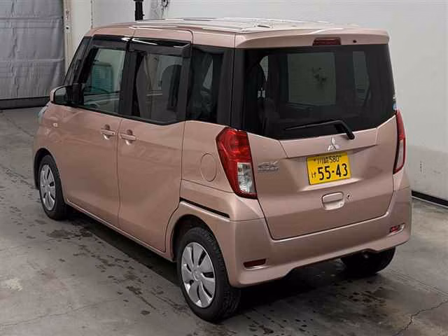 MITSUBISHI EK SPACE