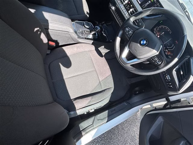 BMW 1-SERIES