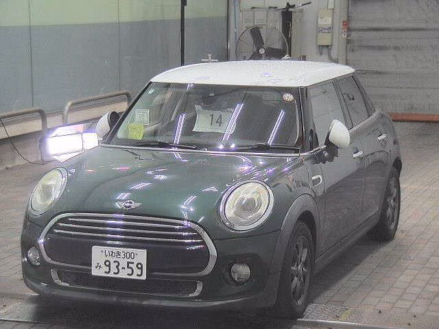 MINI HATCH