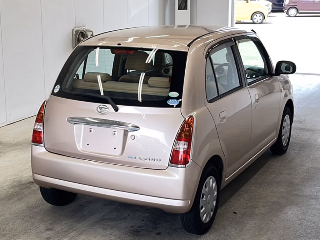 DAIHATSU MIRA GINO