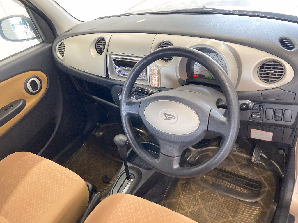 DAIHATSU MIRA GINO
