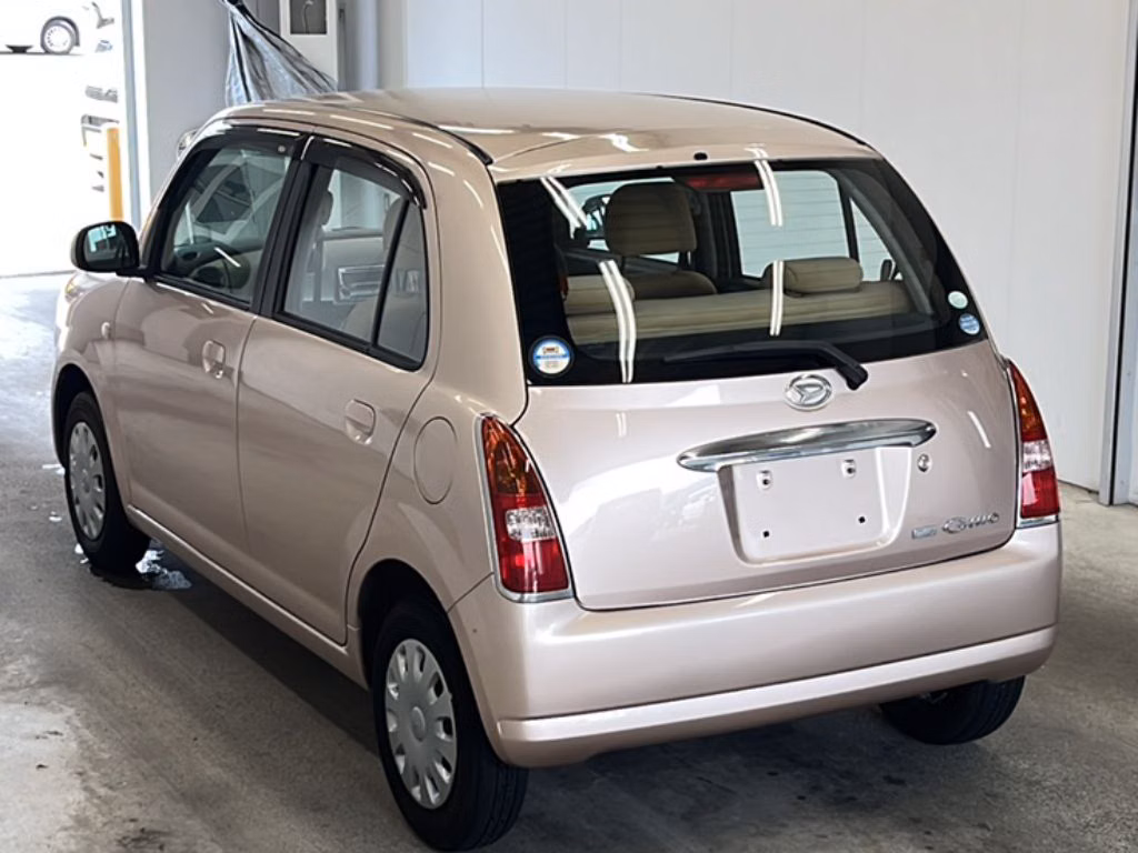 DAIHATSU MIRA GINO