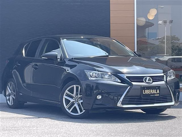 LEXUS CT200H