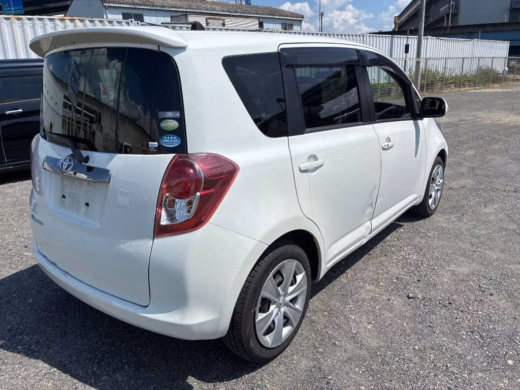 TOYOTA RACTIS