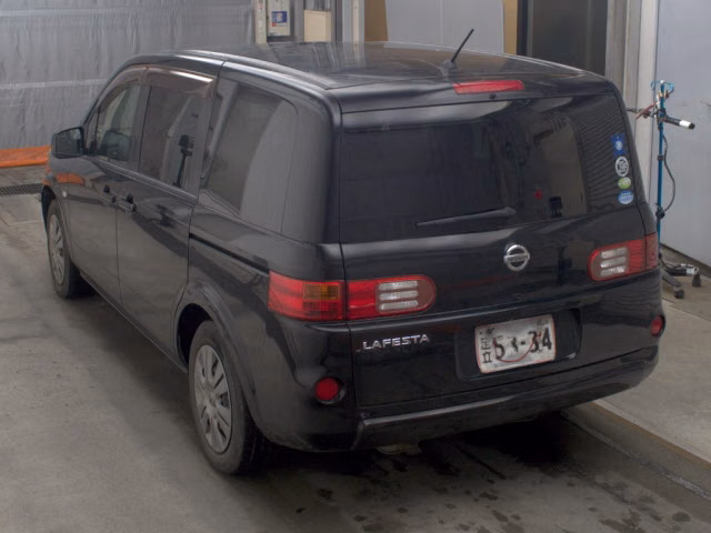 NISSAN LAFESTA