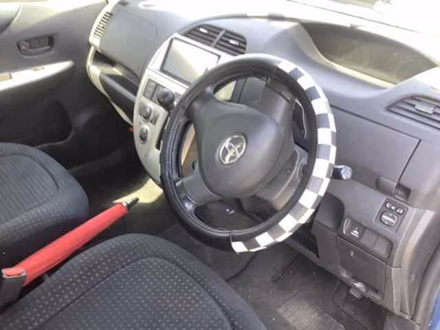 TOYOTA RACTIS
