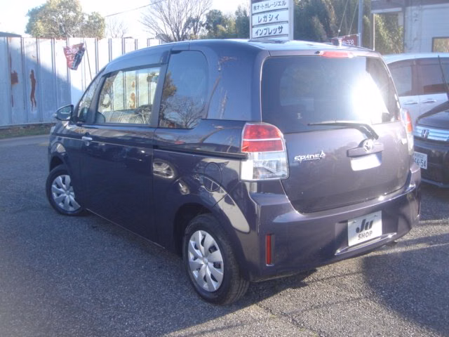 TOYOTA SPADE
