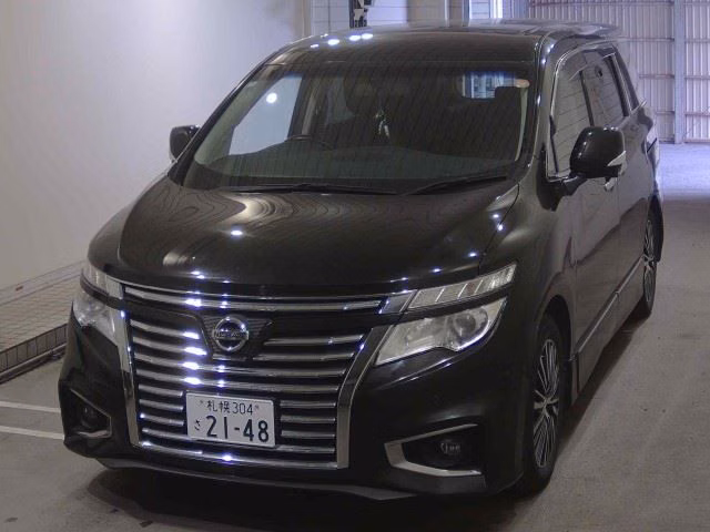 NISSAN ELGRAND