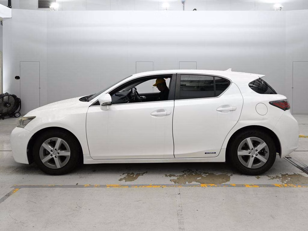 LEXUS CT200H