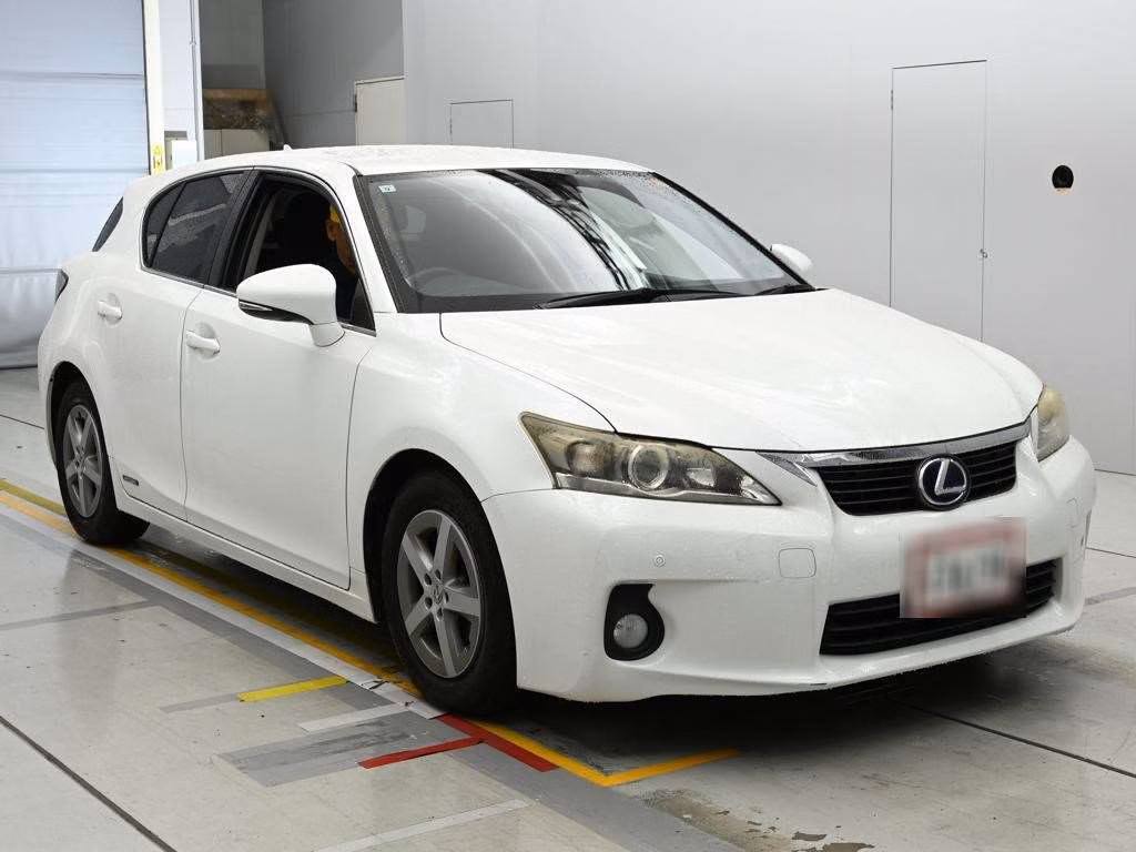 LEXUS CT200H