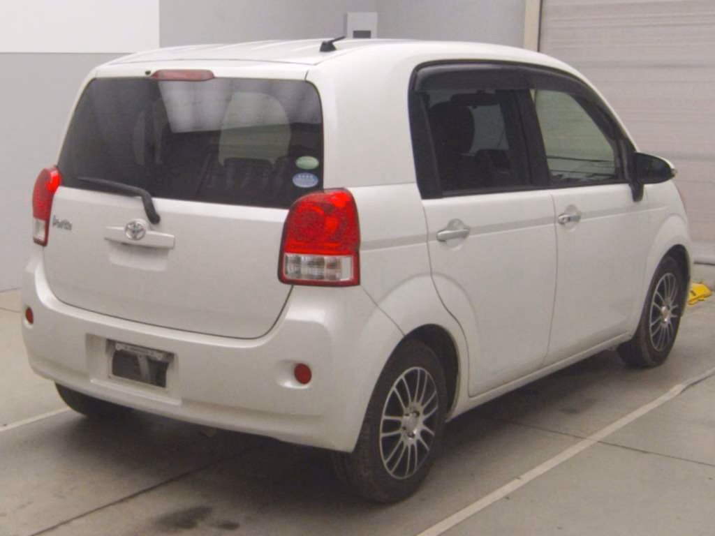 TOYOTA PORTE