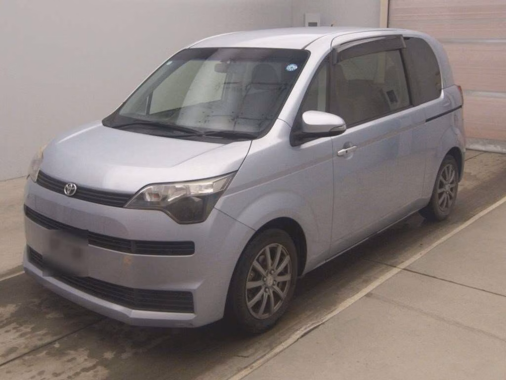 TOYOTA SPADE