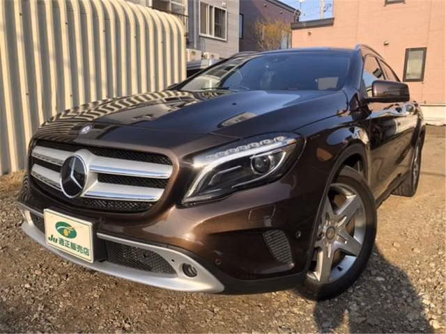 Mercedes-Benz GLA-Class
