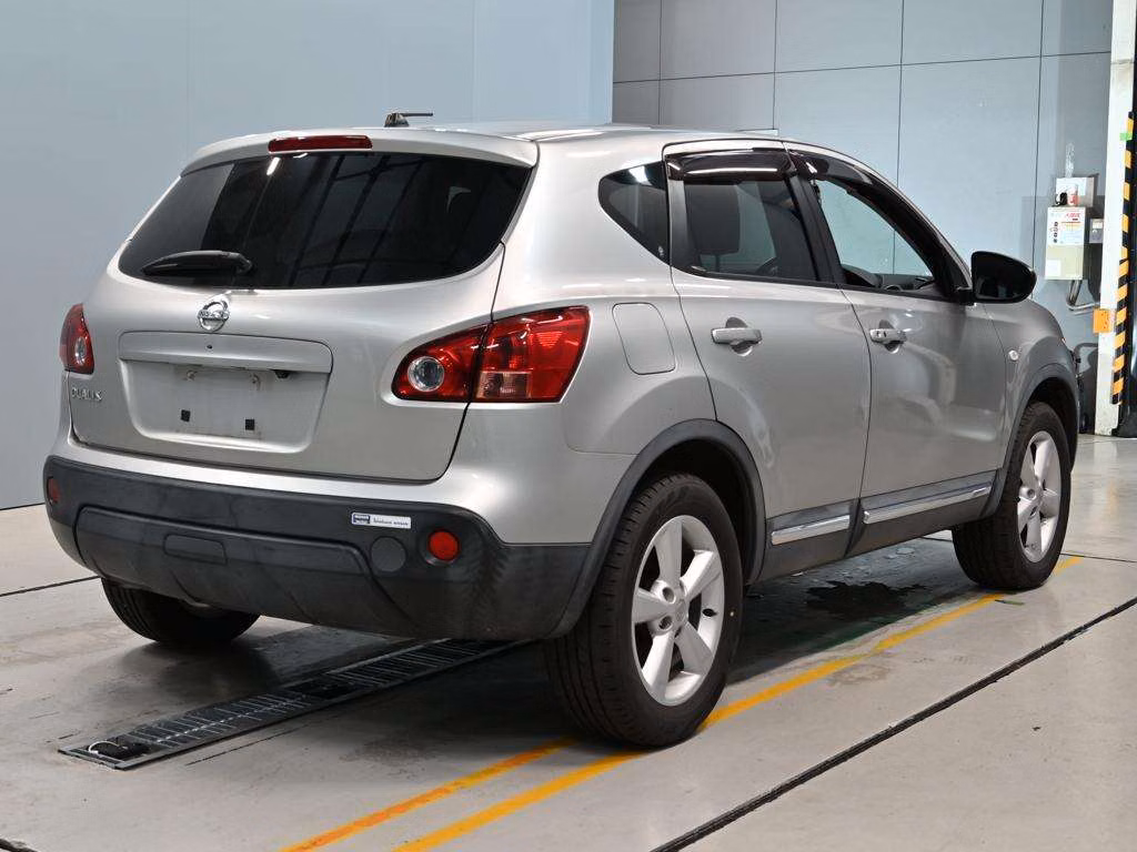 NISSAN DUALIS