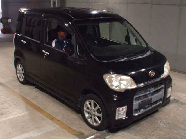 DAIHATSU TANTO EXE