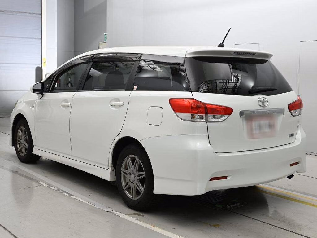 TOYOTA WISH
