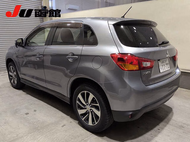 MITSUBISHI RVR