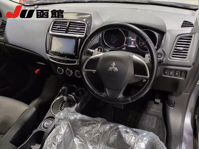 MITSUBISHI RVR