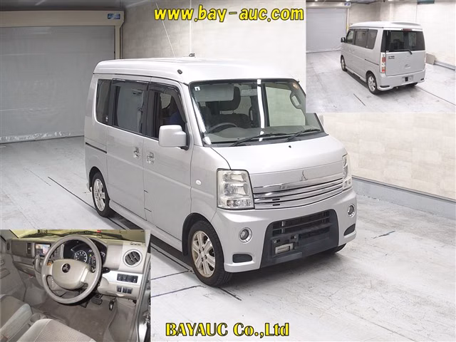 MITSUBISHI TOWN BOX