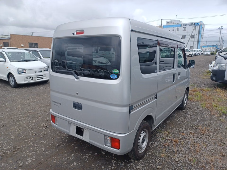 MITSUBISHI MINICAB