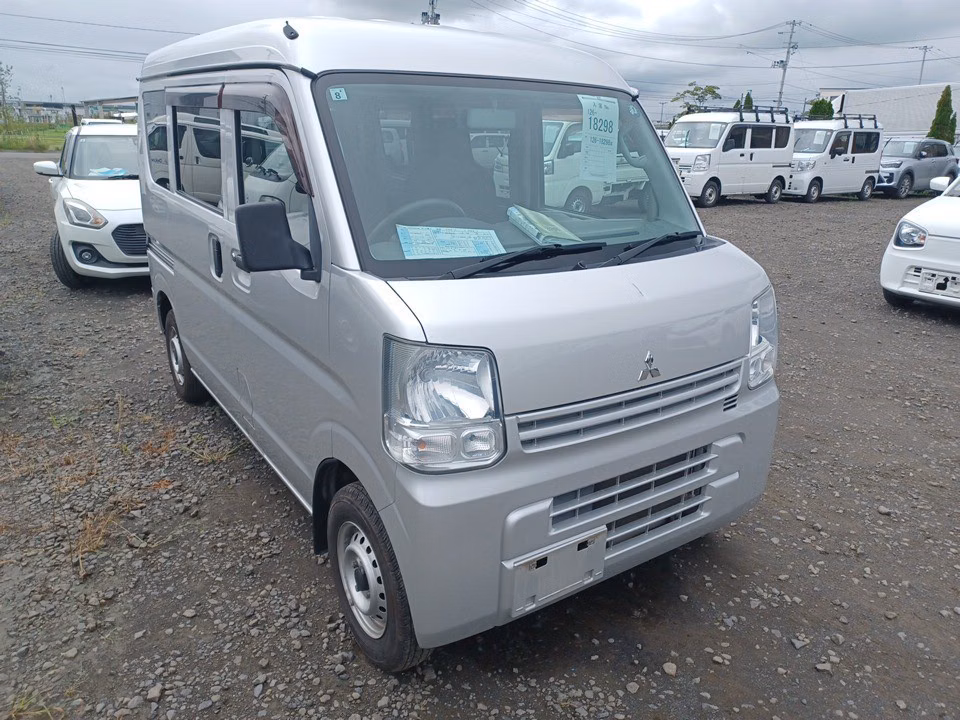 MITSUBISHI MINICAB