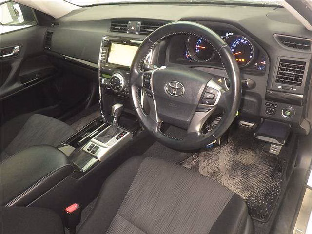 TOYOTA MARK X