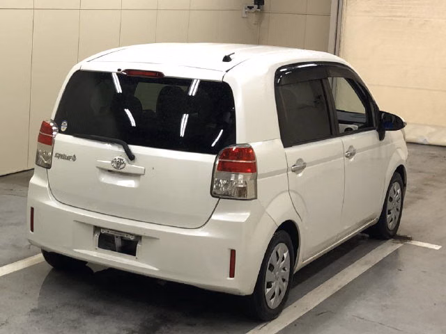 TOYOTA SPADE