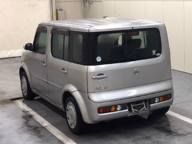 NISSAN CUBE