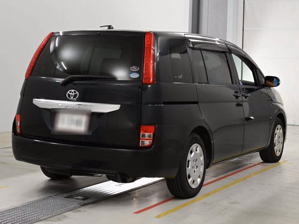 TOYOTA ISIS