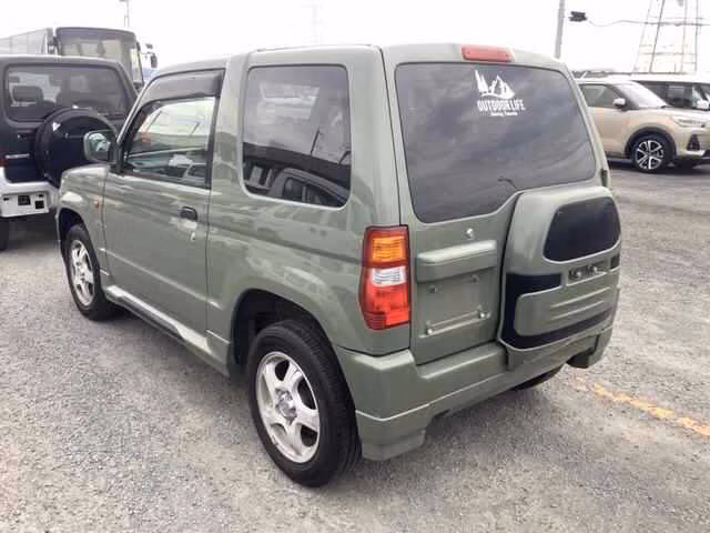 MITSUBISHI PAJERO MINI