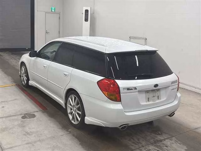 SUBARU LEGACY