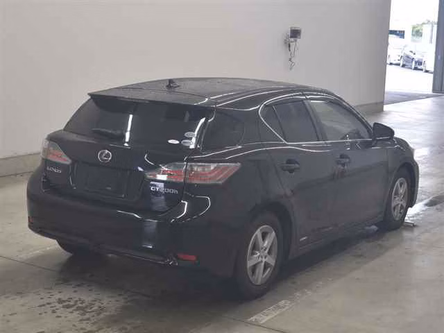 LEXUS CT200H