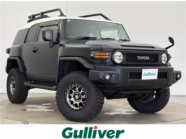 TOYOTA FJ CRUISER
