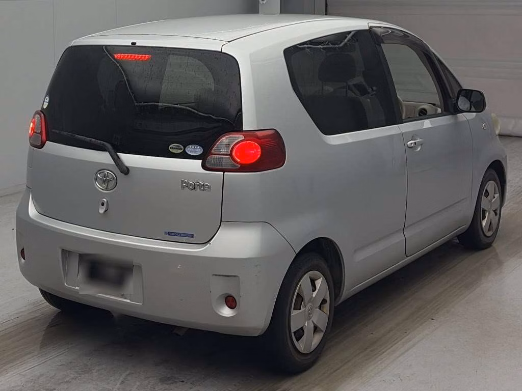 TOYOTA PORTE