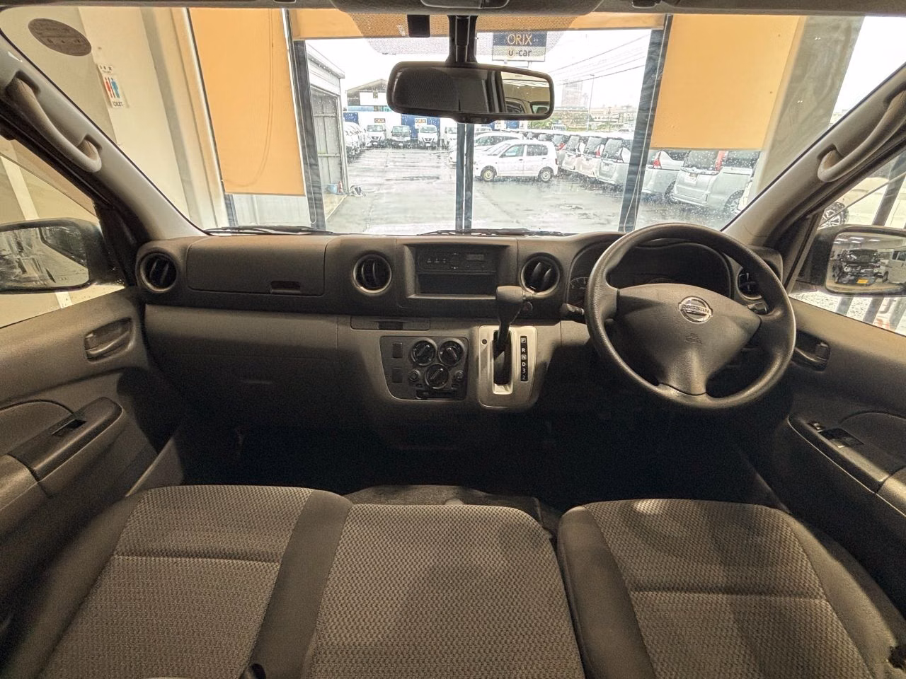 NISSAN NV350 CARAVAN