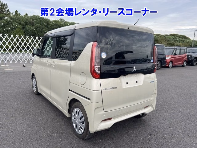MITSUBISHI EK SPACE