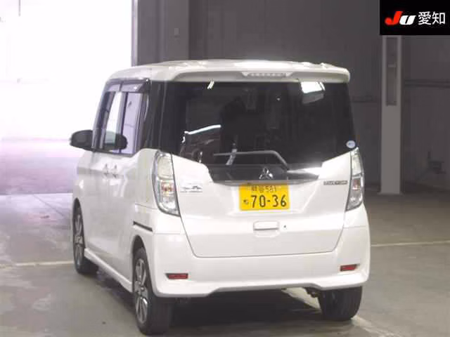 MITSUBISHI EK SPACE