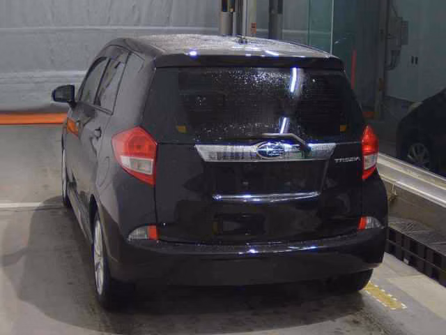 SUBARU TREZIA