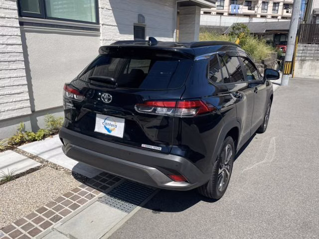 TOYOTA COROLLA CROSS