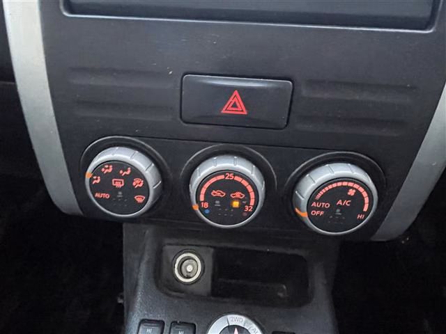 NISSAN X-TRAIL