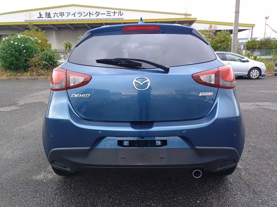 MAZDA DEMIO