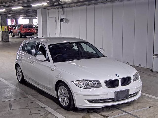 BMW 1-SERIES