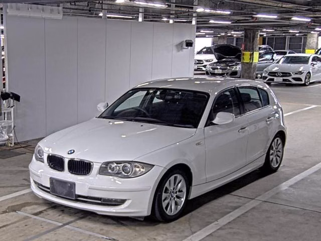 BMW 1-SERIES