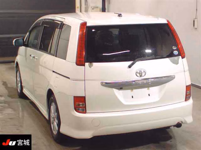 TOYOTA ISIS