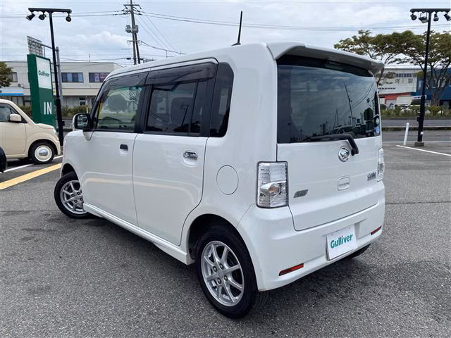Daihatsu Move Conte